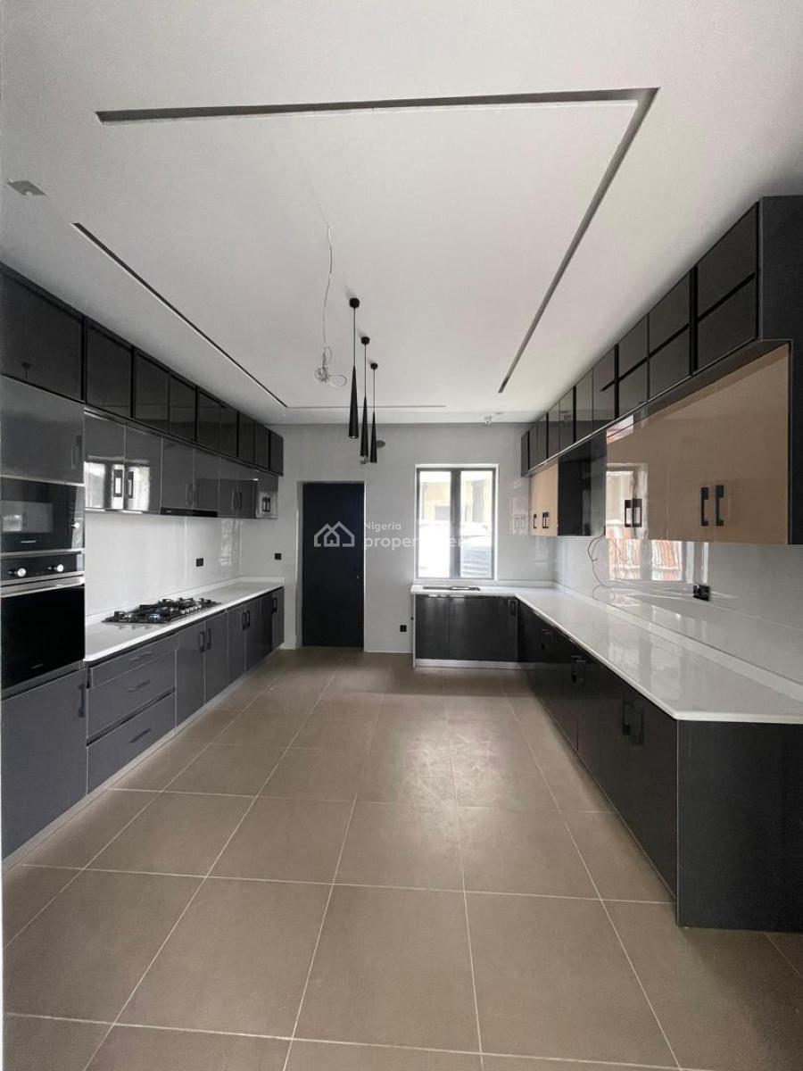 Stunning 5 Bedroom Semi Detached Duplex with a Bq, Lekki Phase 1, Lekki, Lagos, House for Sale