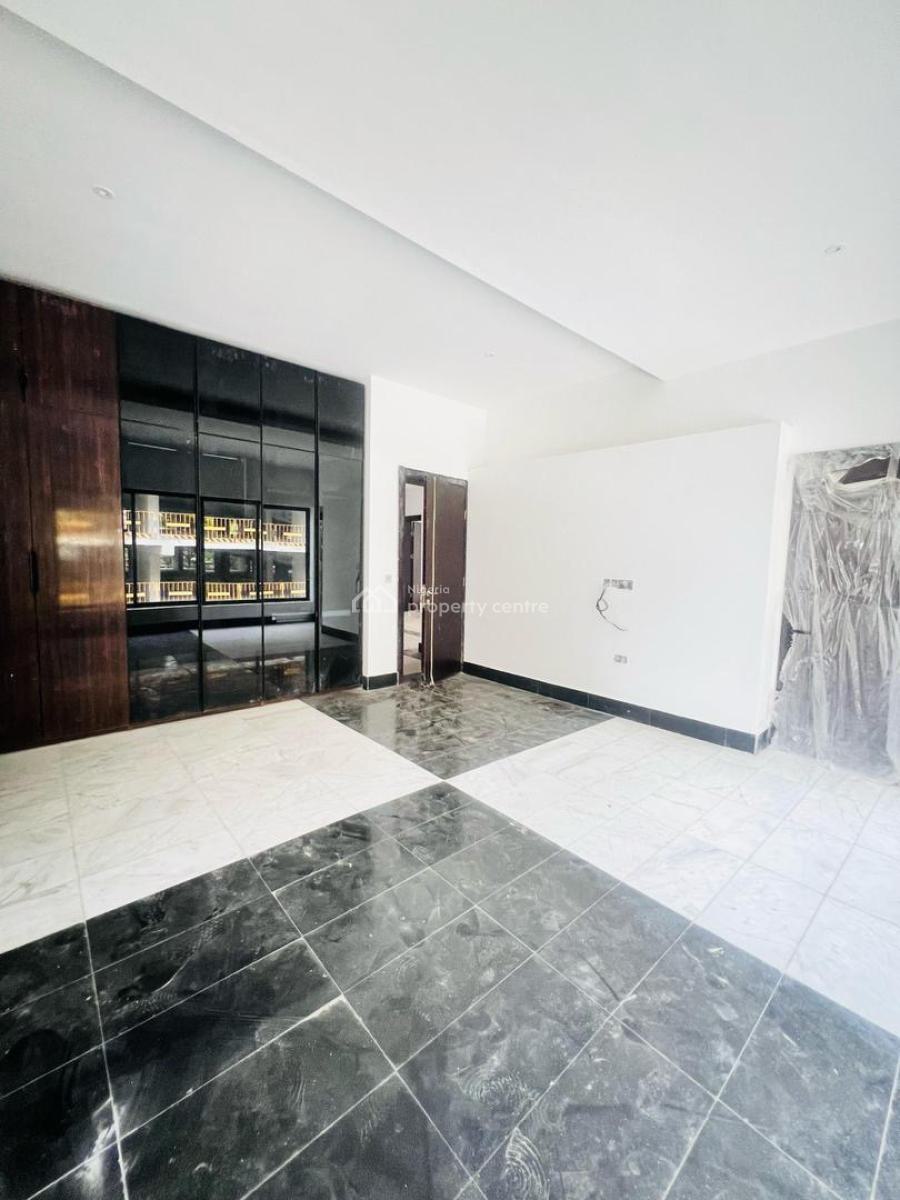 Alluring 6 Bedroom Detached Home with Bq, Banana Island, Ikoyi, Lagos, Detached Duplex for Sale