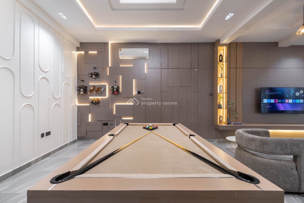 Brand New 2 Bedroom Penthouse with Pool, Snooker, Gym, Rooftop & View, Right, Lekki Phase 1, Lekki, Lagos, Flat / Apartment Short Let
