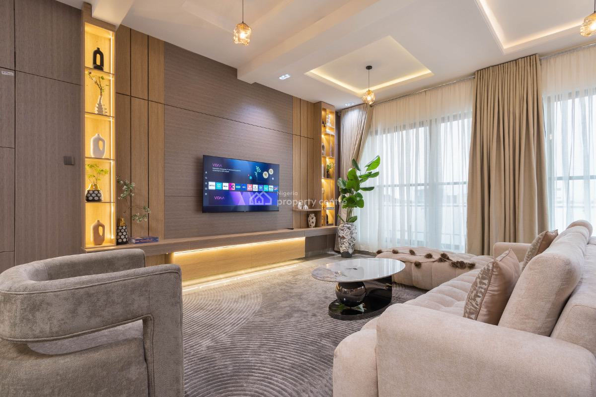 Brand New 2 Bedroom Penthouse with Pool, Snooker, Gym, Rooftop & View, Right, Lekki Phase 1, Lekki, Lagos, Flat / Apartment Short Let