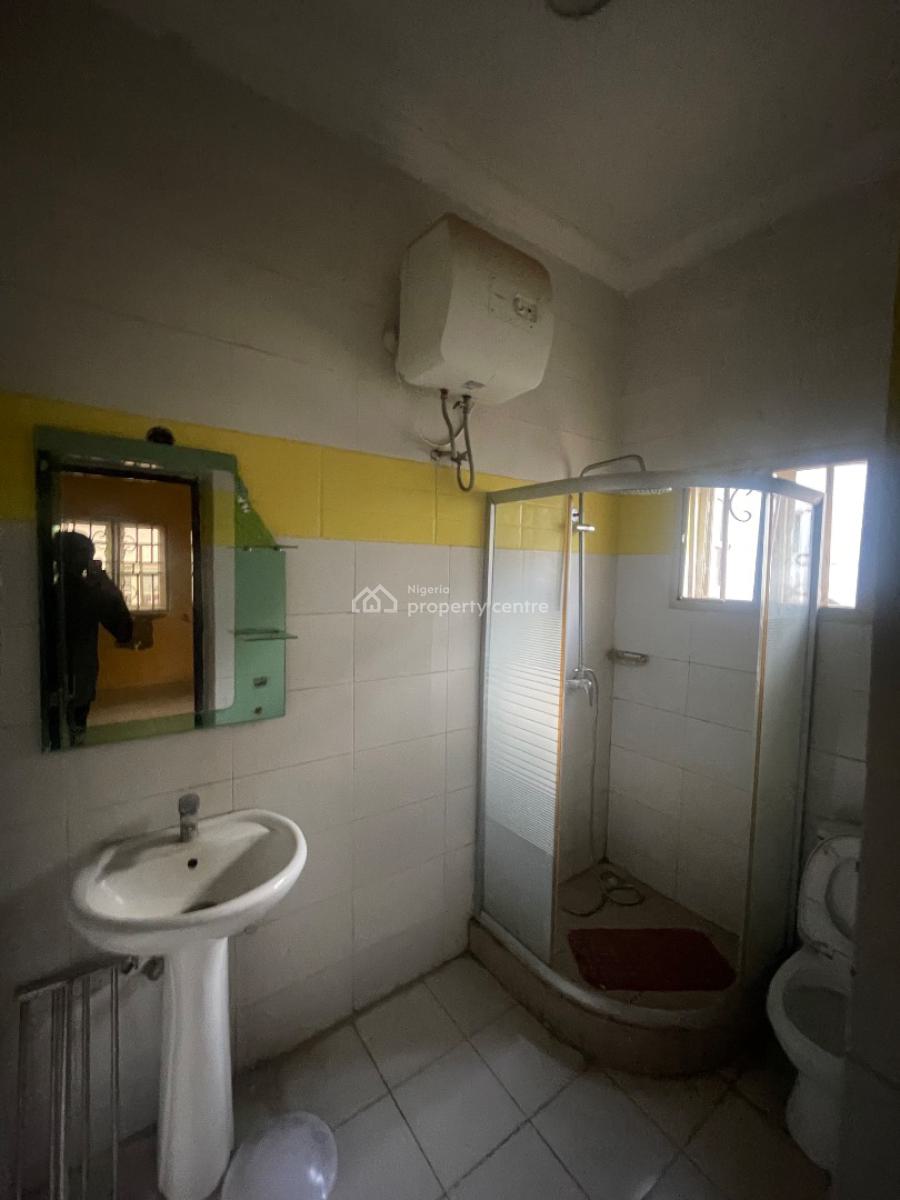 Well Finished Three Bedroom Bungalow with a Room Bq, Clobek Crown Estate After Trade Mall, Lugbe District, Abuja, Detached Bungalow for Rent