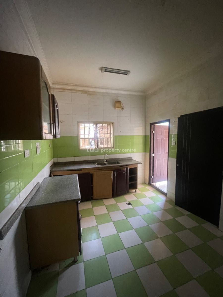 Well Finished Three Bedroom Bungalow with a Room Bq, Clobek Crown Estate After Trade Mall, Lugbe District, Abuja, Detached Bungalow for Rent