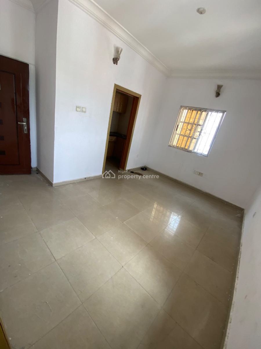 Tastefully Built 1 Bedroom, Lekki Right Pinnacle, Lekki Phase 1, Lekki, Lagos, Mini Flat (room and Parlour) for Rent