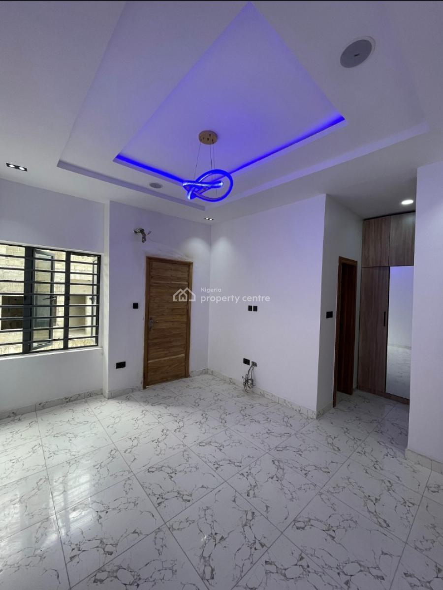 4bedroom Serviced Terrace, Orchid Road, Lekki, Lagos, Terraced Duplex for Rent