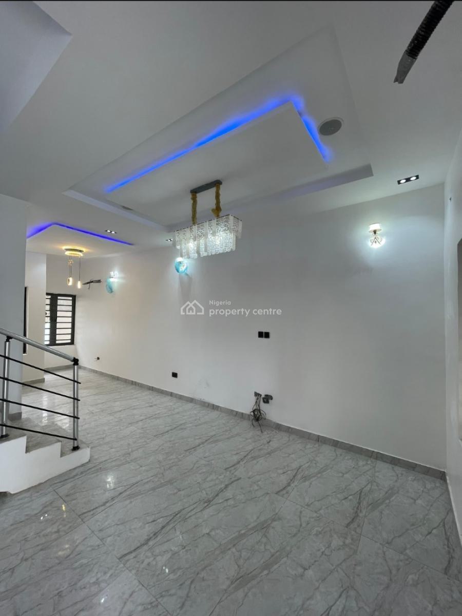 4bedroom Serviced Terrace, Orchid Road, Lekki, Lagos, Terraced Duplex for Rent