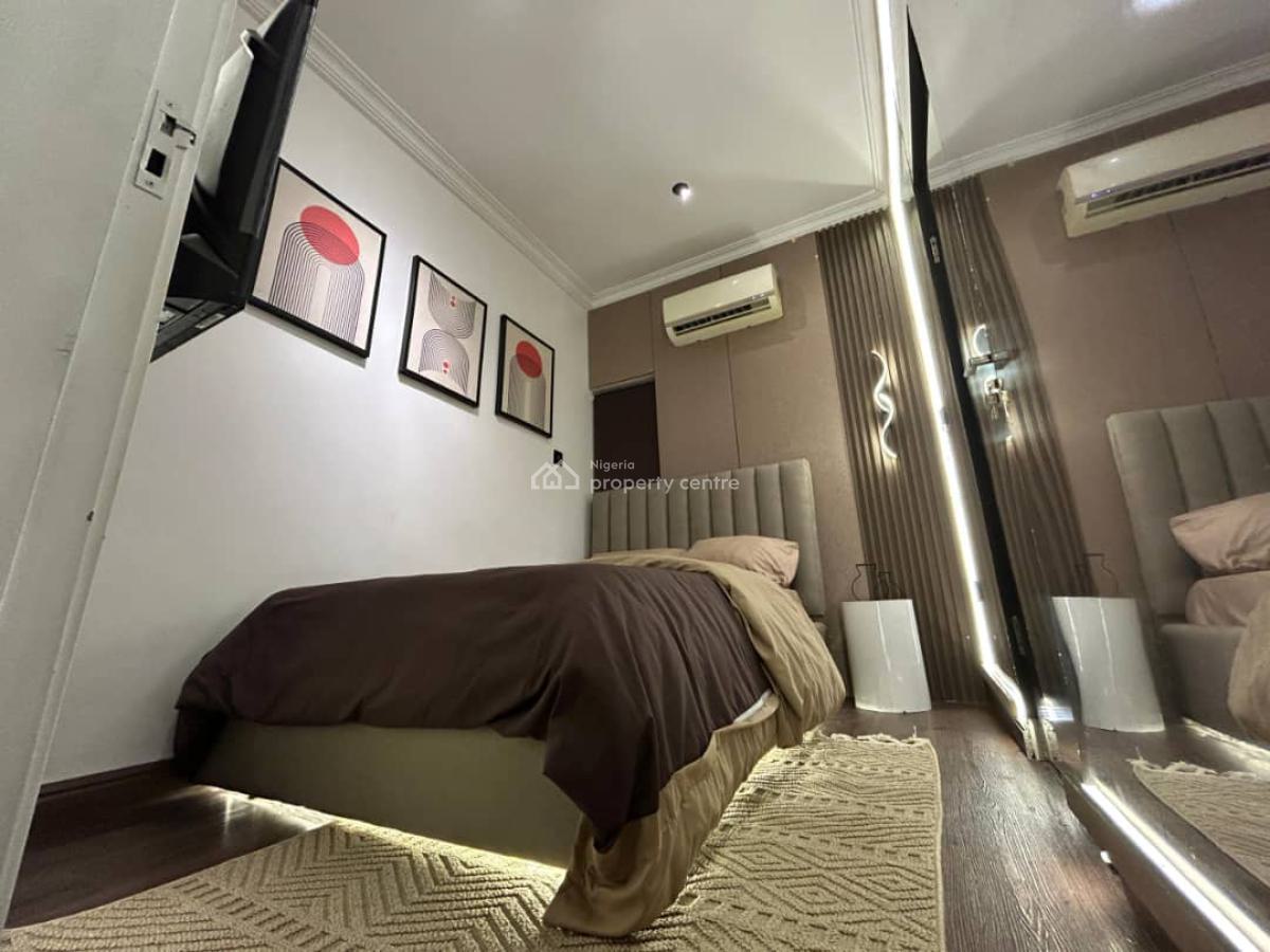 Luxury Studio with Swimming Pool, Gym & Complimentary Breakfast, Off Admiralty Way Lagos, Lekki Phase 1, Lekki, Lagos, Self Contain (single Rooms) Short Let