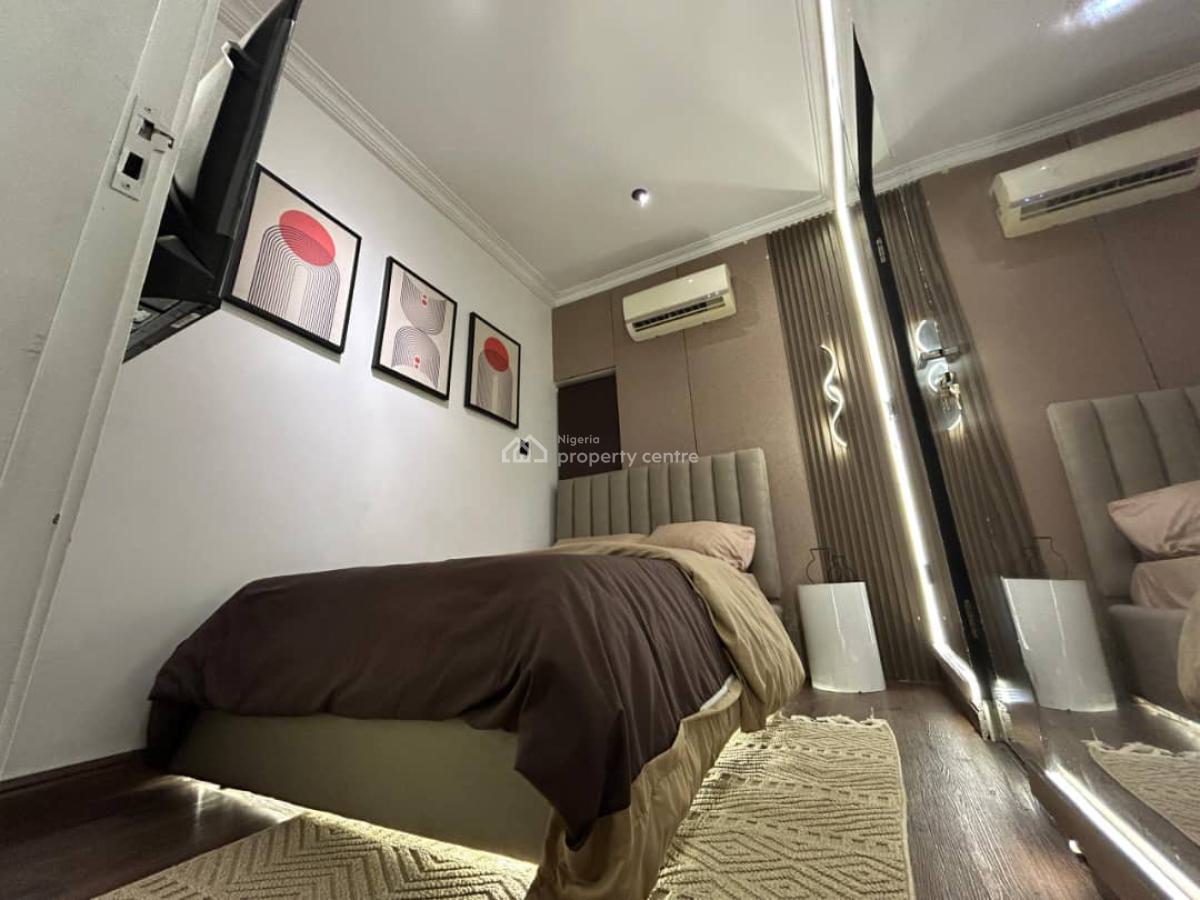 Luxury Studio with Swimming Pool, Gym & Complimentary Breakfast, Off Admiralty Way Lagos, Lekki Phase 1, Lekki, Lagos, Self Contain (single Rooms) Short Let