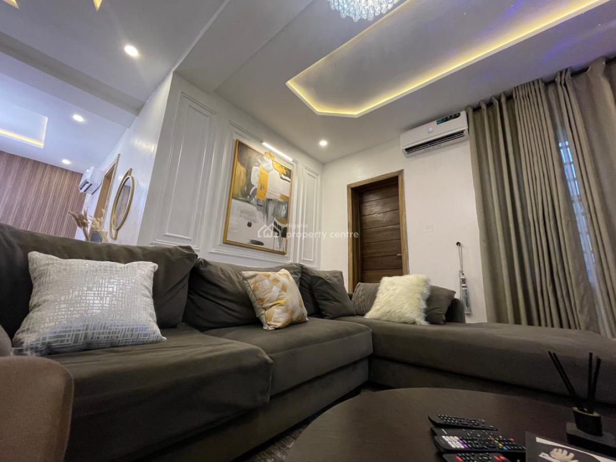 Luxury 2bedroom Apartment with Swimming Pool and 3 Balconies, Ikate, Ikate, Lekki, Lagos, Mini Flat (room and Parlour) Short Let