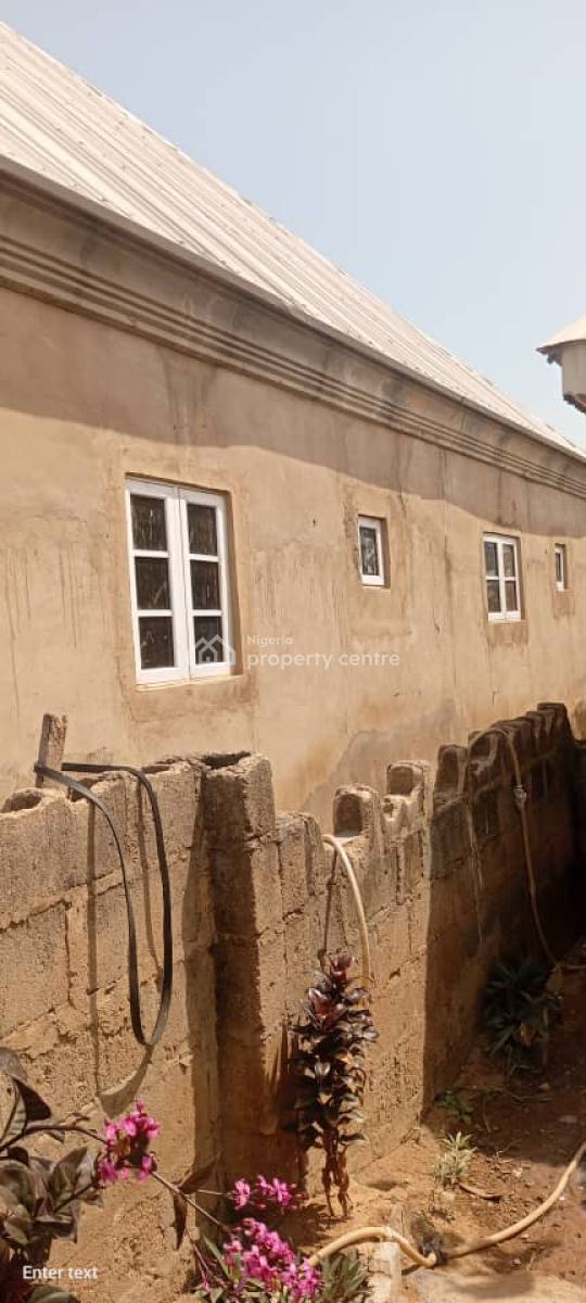 Well Located Affordable 3-bedroom Bungalow at Jikwoyi, Abuja., Phase 4, Jikwoyi, Abuja, Detached Bungalow for Sale