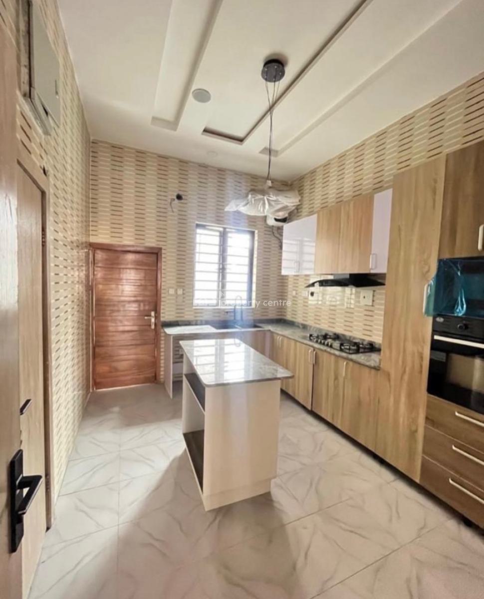 4 Bedroom Spacious Terrace Duplex with a Gym, Chevron New Road Lekki, Lekki, Lagos, Terraced Duplex for Sale