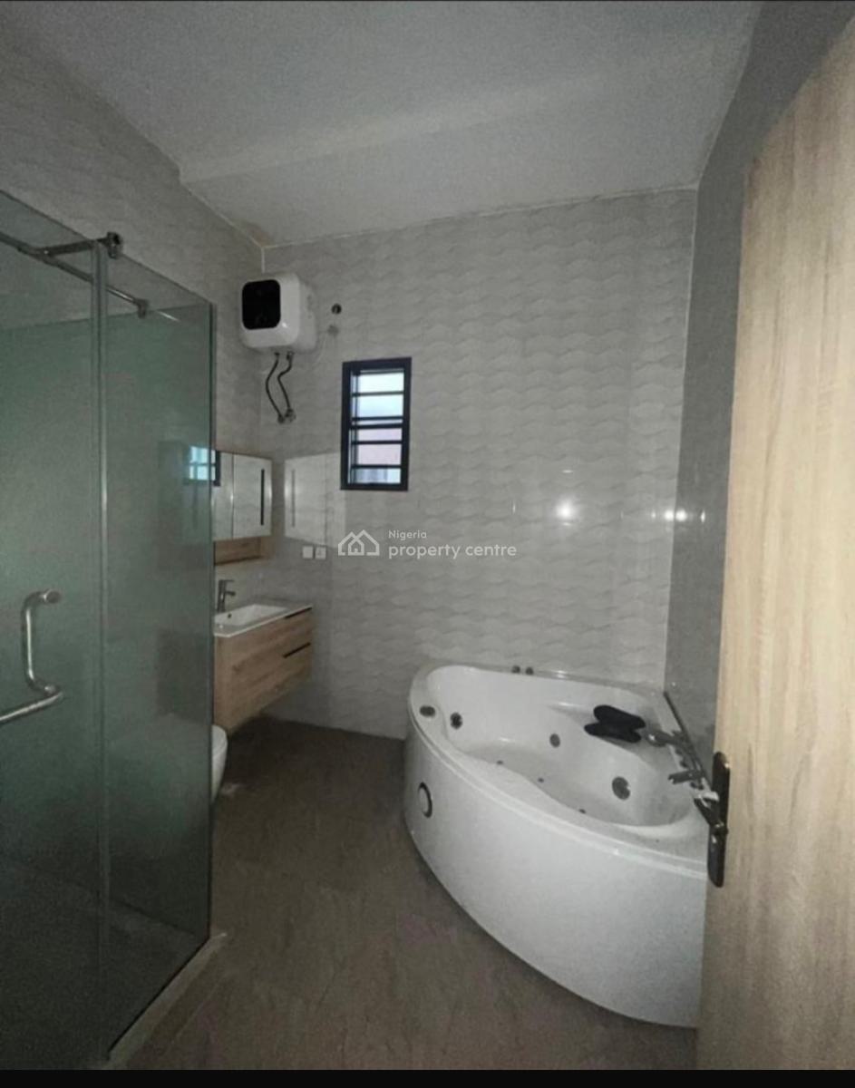 4 Bedroom Spacious Terrace Duplex with a Gym, Chevron New Road Lekki, Lekki, Lagos, Terraced Duplex for Sale