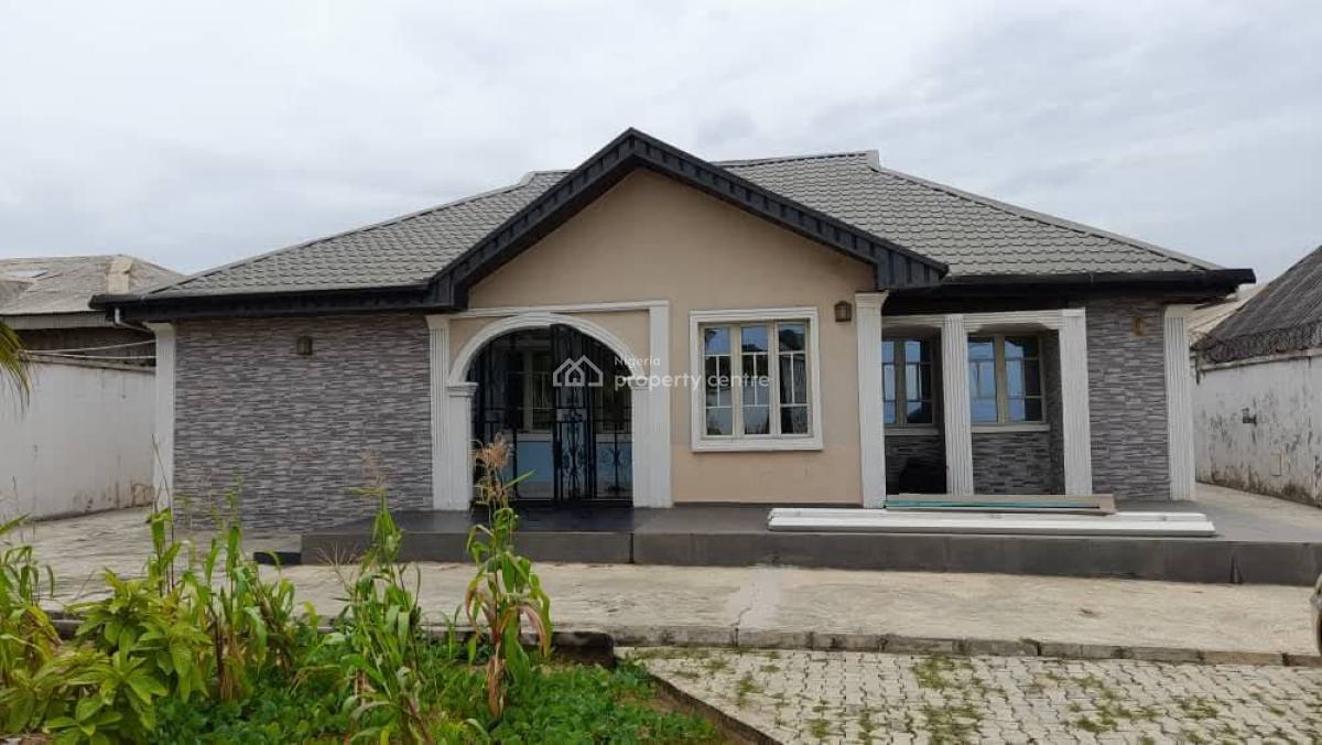 3 Bedroom Bungalow, Igbolomu Off Agric Road, Ikorodu, Lagos, Detached Bungalow for Sale