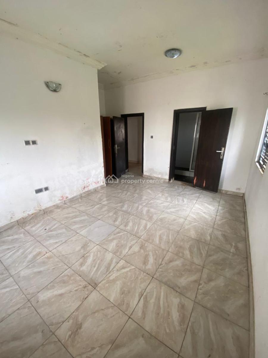 Beautiful Luxurious Juicy Share Apartment at Ajah Ilaje Off Mobil Road, By Folami Street Ajah Ilaje Off Mobil Road, Ajah, Lagos, Self Contain (single Rooms) for Rent