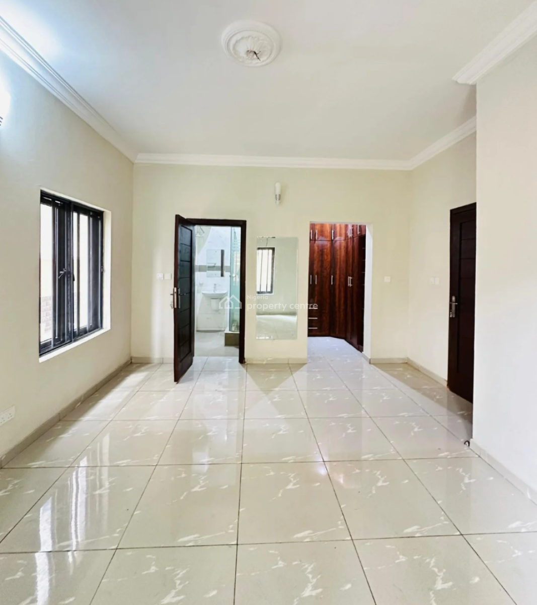 Neatly Built 3 Bedroom  Apartment with No Bq, Lekki 1, Lekki Phase 1, Lekki, Lagos, Flat / Apartment for Rent