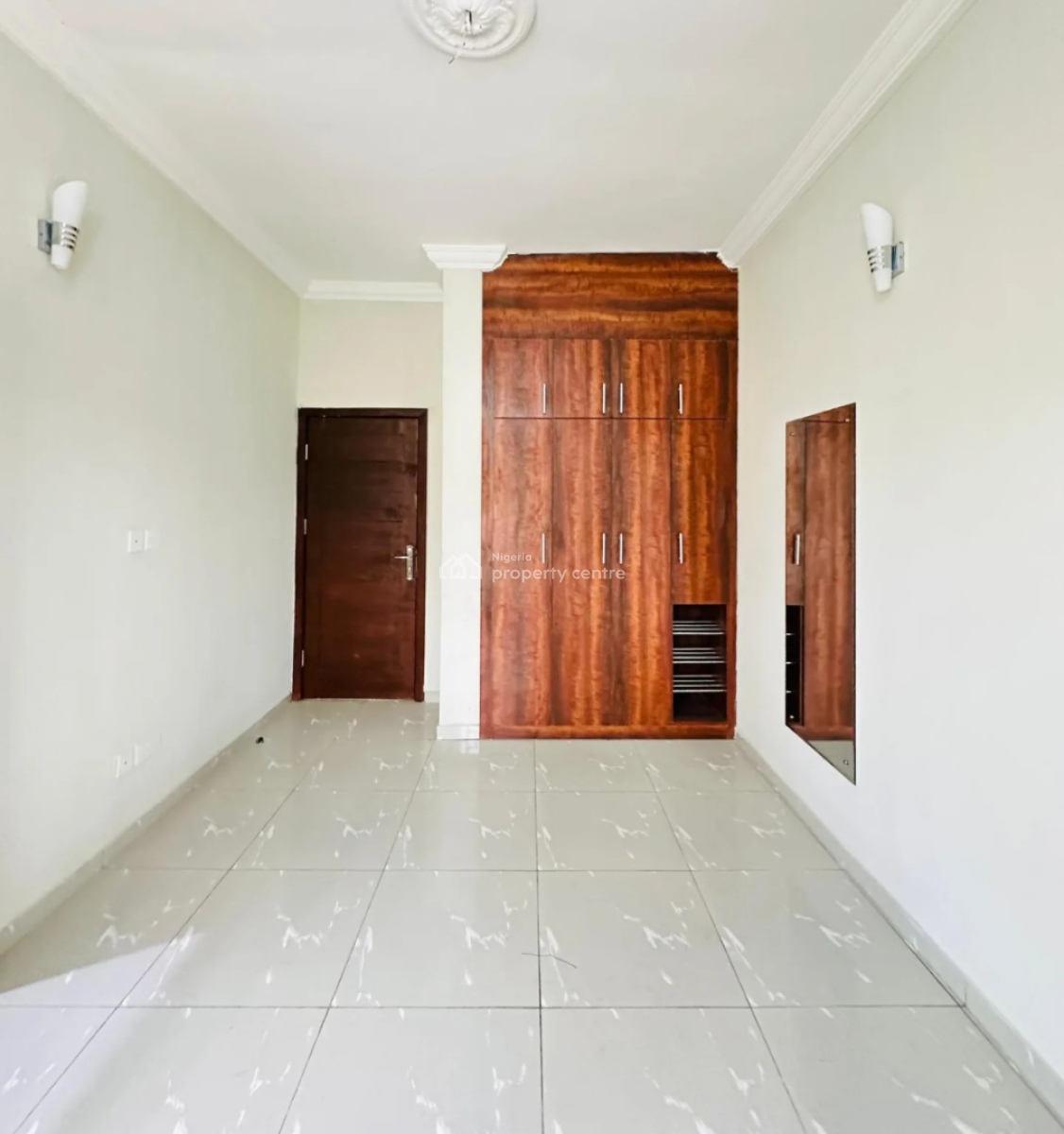 Neatly Built 3 Bedroom  Apartment with No Bq, Lekki 1, Lekki Phase 1, Lekki, Lagos, Flat / Apartment for Rent