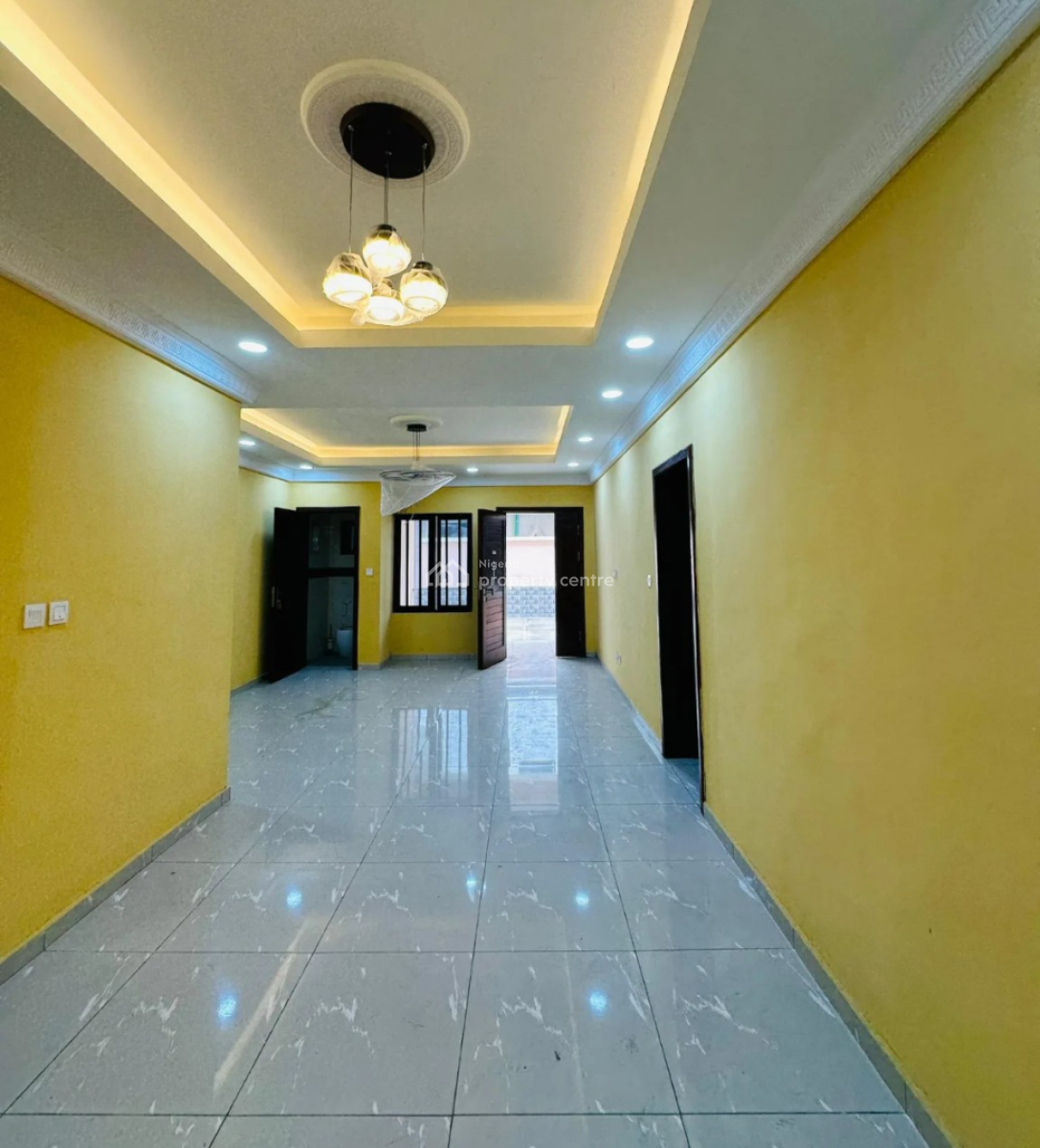 Neatly Built 3 Bedroom  Apartment with No Bq, Lekki 1, Lekki Phase 1, Lekki, Lagos, Flat / Apartment for Rent