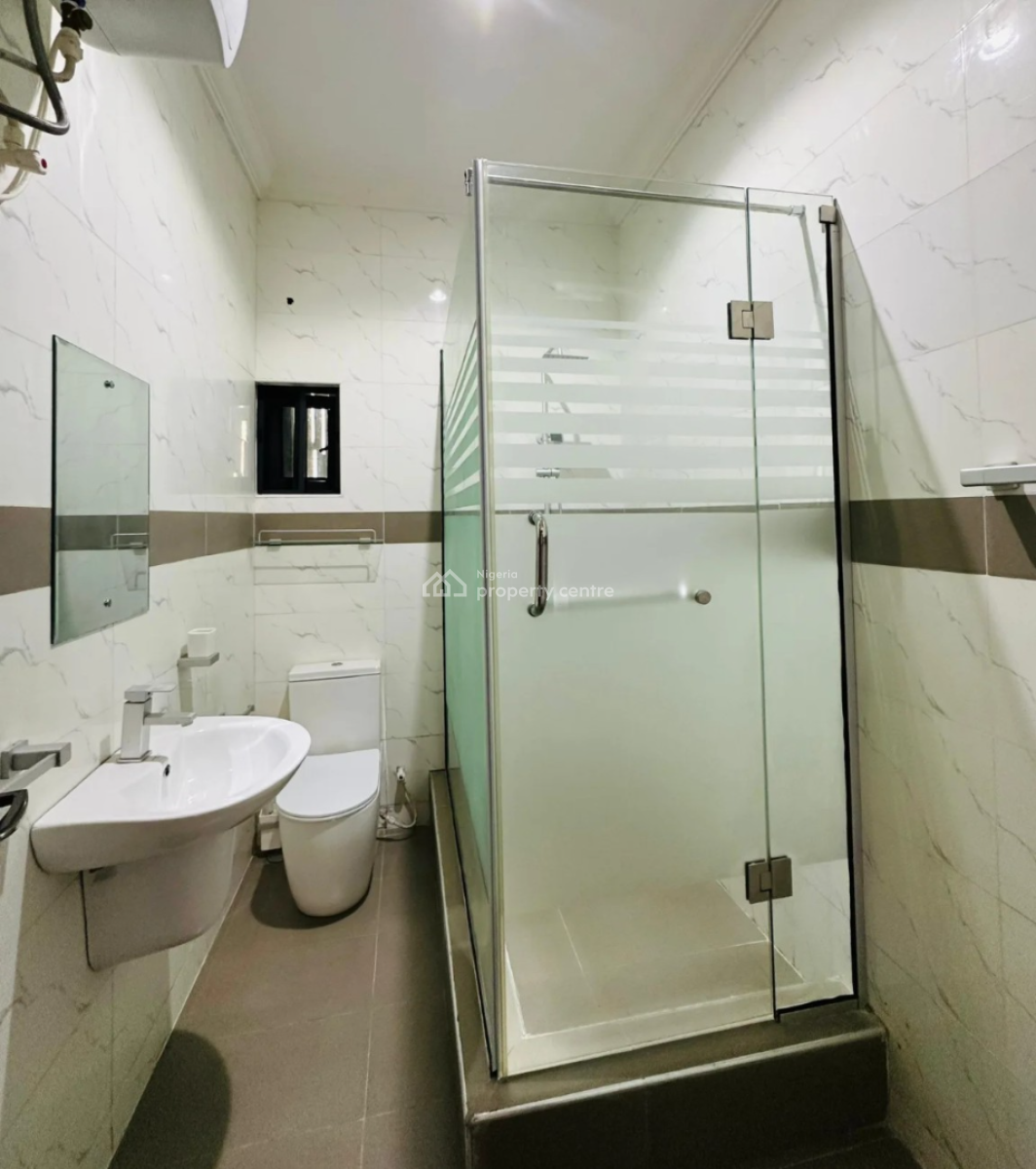 Neatly Built 3 Bedroom  Apartment with No Bq, Lekki 1, Lekki Phase 1, Lekki, Lagos, Flat / Apartment for Rent