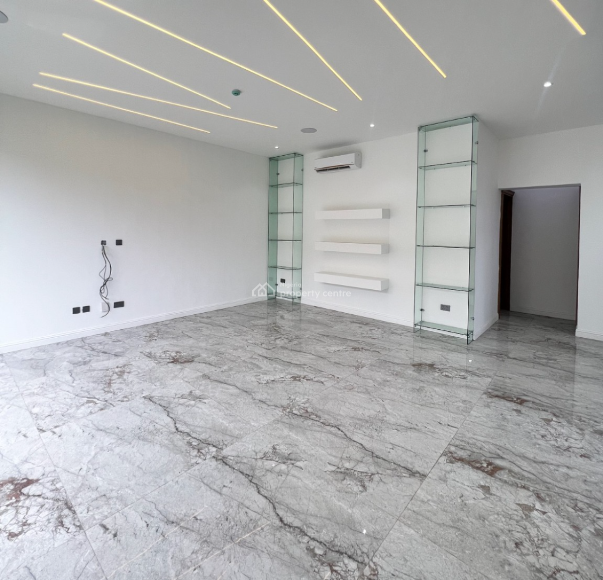 4 Bedroom Maisonette (ground Floor), Ikoyi, Ikoyi, Lagos, Flat / Apartment for Rent