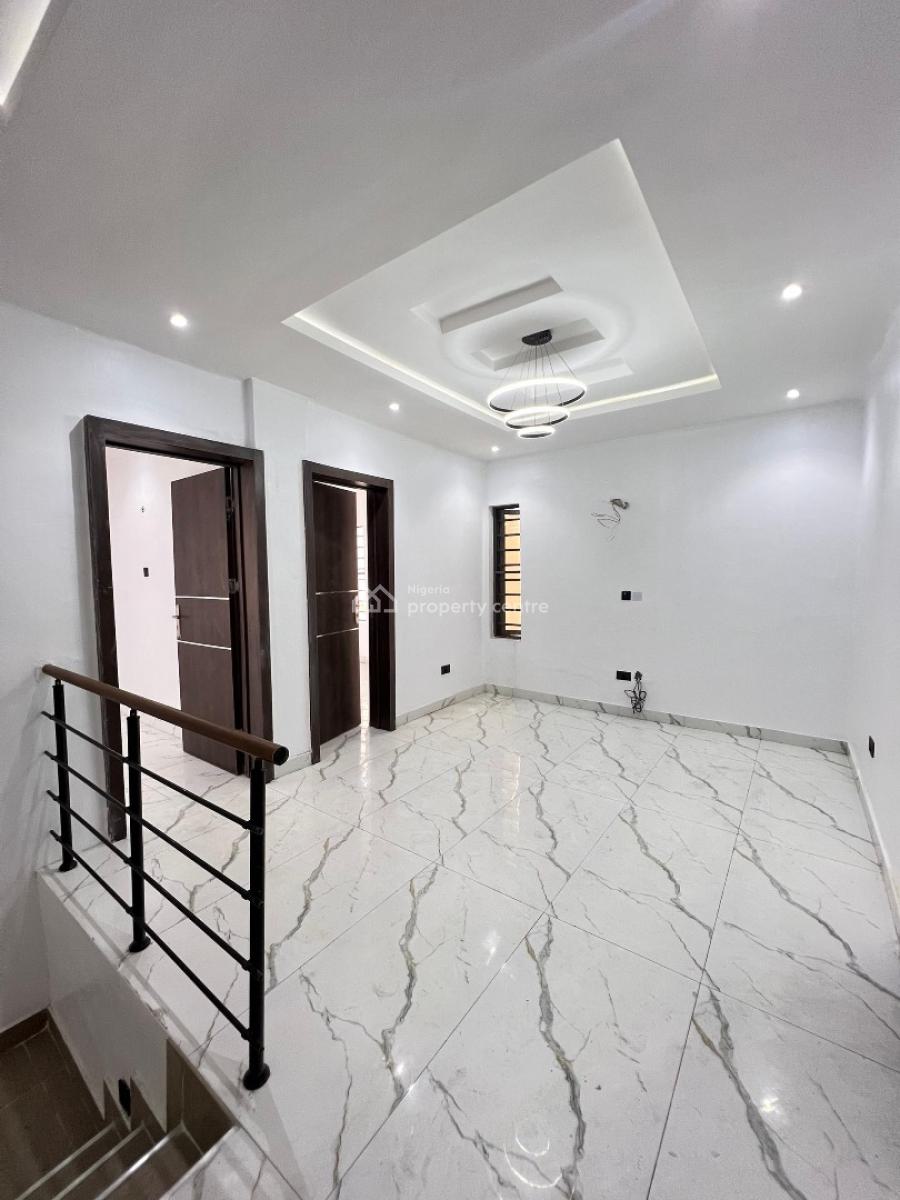 Very Spacious 3 Terraced Duplex with Bq in a Serene Environment, Ikota, Lekki, Lagos, Terraced Duplex for Sale