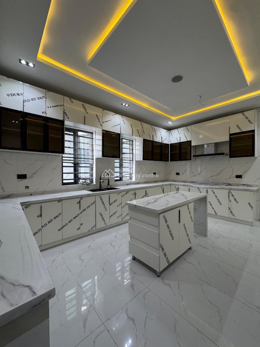 Well Built 5 Bedroom Fully Detached in a Well Secured Location, Ikota, Lekki, Lagos, Detached Duplex for Sale