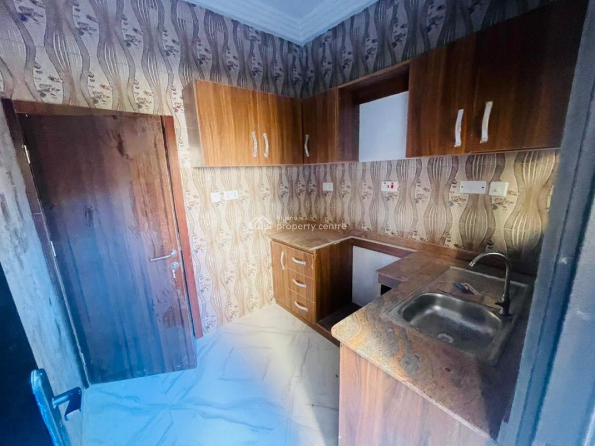 3 Bedroom Apartment (self Serviced), Off Admiralty Way, Lekki Phase 1, Lekki, Lagos, Flat / Apartment for Rent