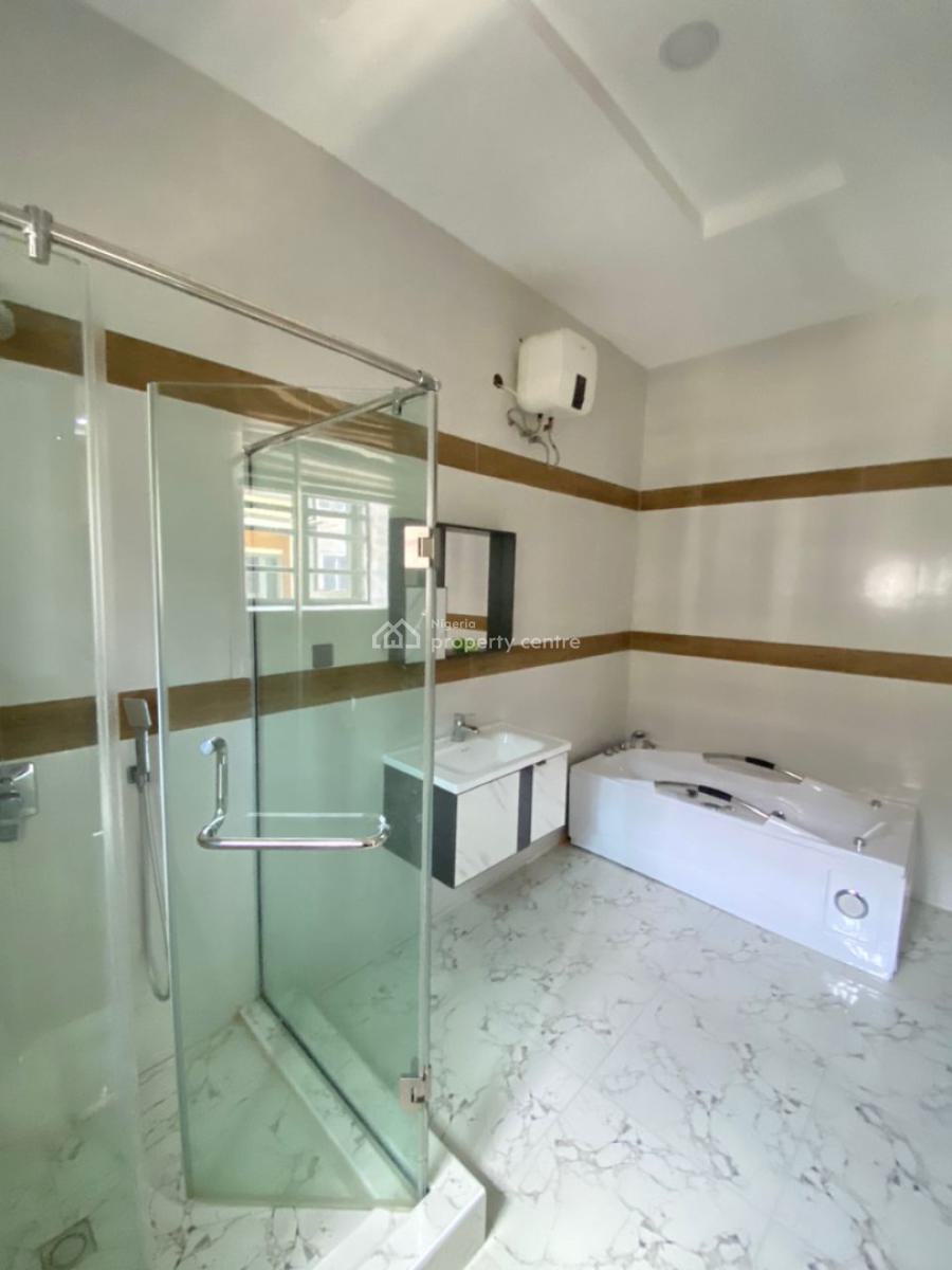 Fully Furnished Master Bedroom with Mini Parlor  Sharing Kitchen, Orchid Road, Lekki, Lagos, Flat / Apartment for Rent