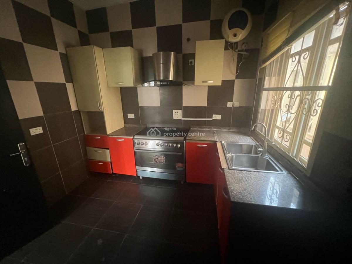 Self Compound 4 Bedroom Semi Detached Duplex with Bq, Chevron, Lekki, Lagos, Semi-detached Duplex for Rent