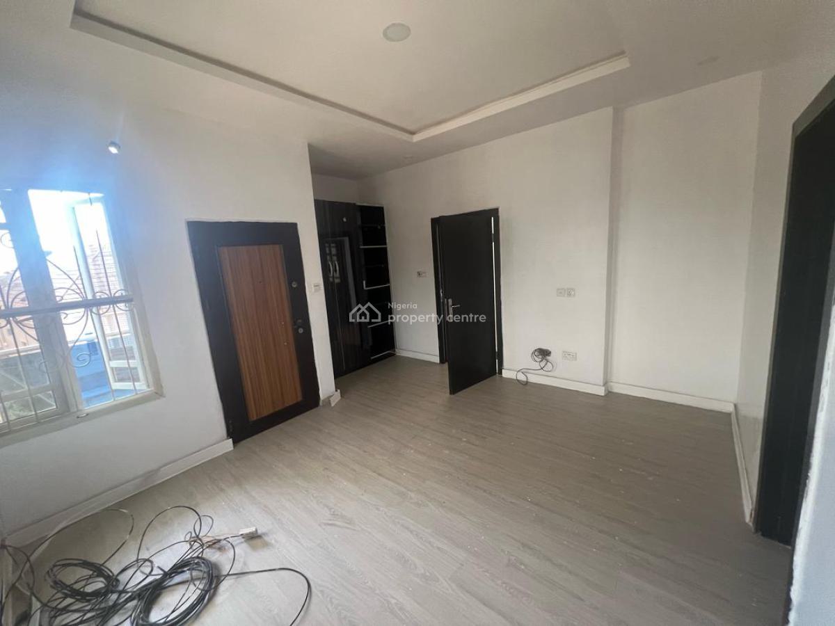 Self Compound 4 Bedroom Semi Detached Duplex with Bq, Chevron, Lekki, Lagos, Semi-detached Duplex for Rent