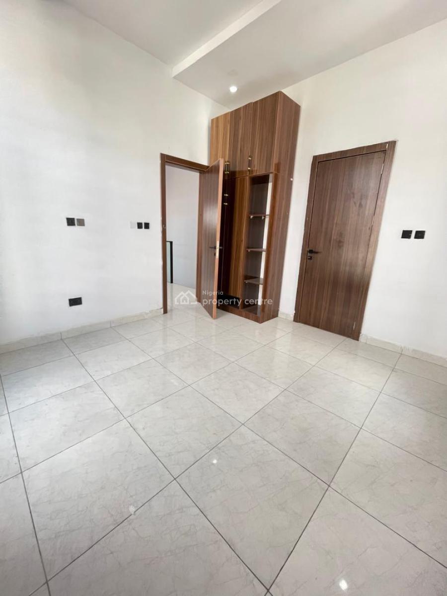 4 Bedroom Spacious Semi-detached Duplex with a Room Bq, Ikota, Lekki, Lagos, Semi-detached Duplex for Sale