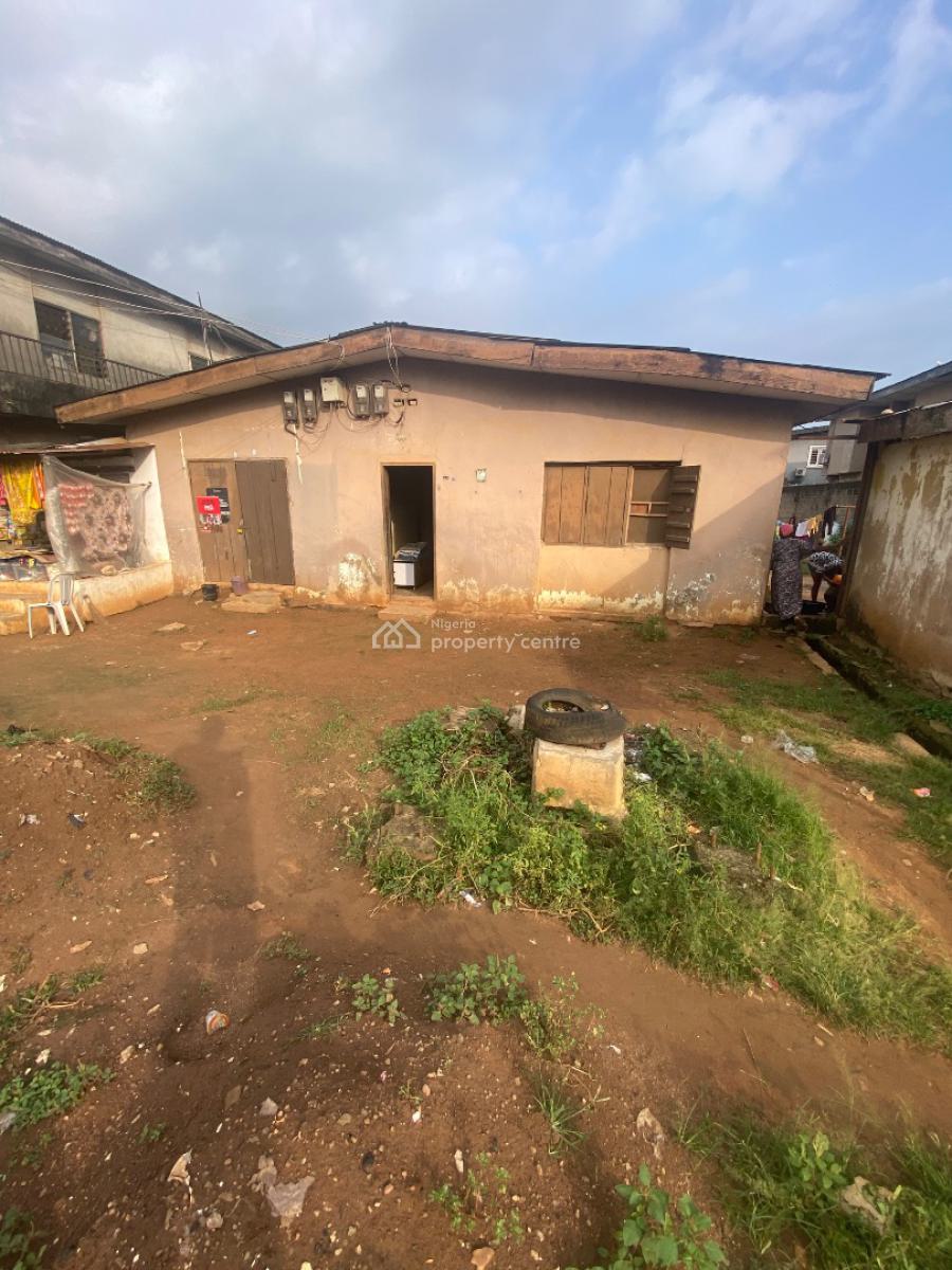 a Tenement Bungalow, Atolagbe Street, Egbeda, Alimosho, Lagos, Detached Bungalow for Sale