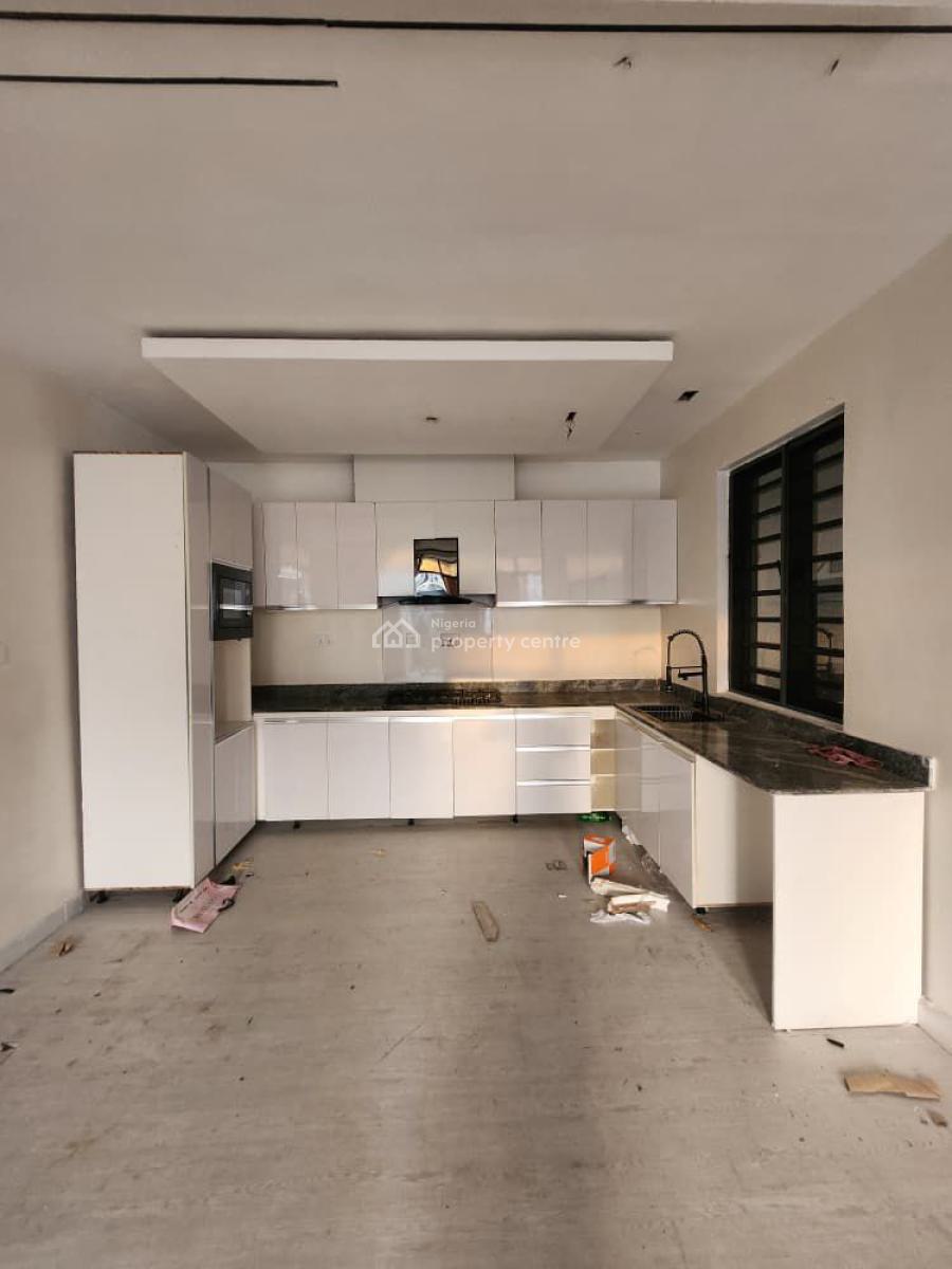 Well Maintained Serviced Spacious 2bedrooms Apartment, in a Proper Secured Neighborhood, Ikate, Lekki, Lagos, Flat / Apartment for Rent