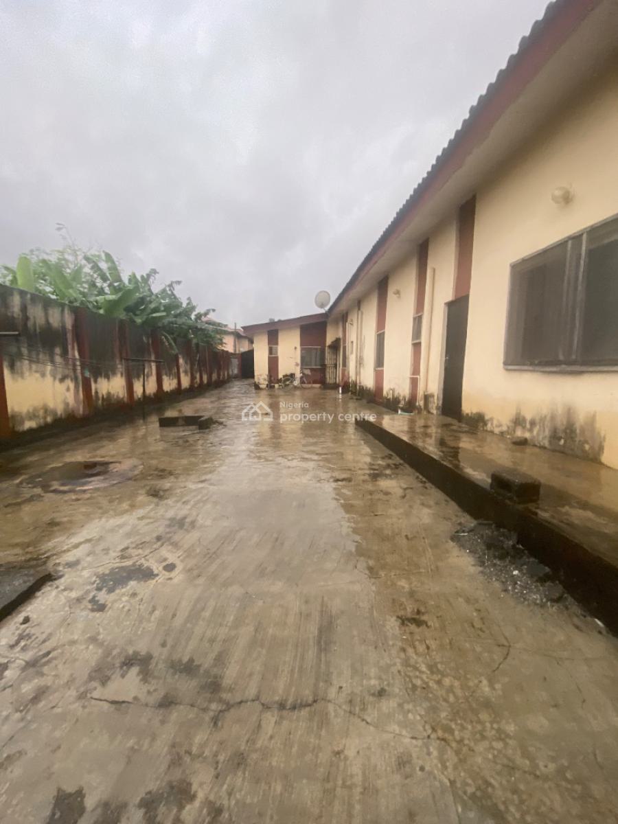 a Bungalow, Muftau Adeyemi, Okunola, Egbeda, Alimosho, Lagos, Detached Bungalow for Sale