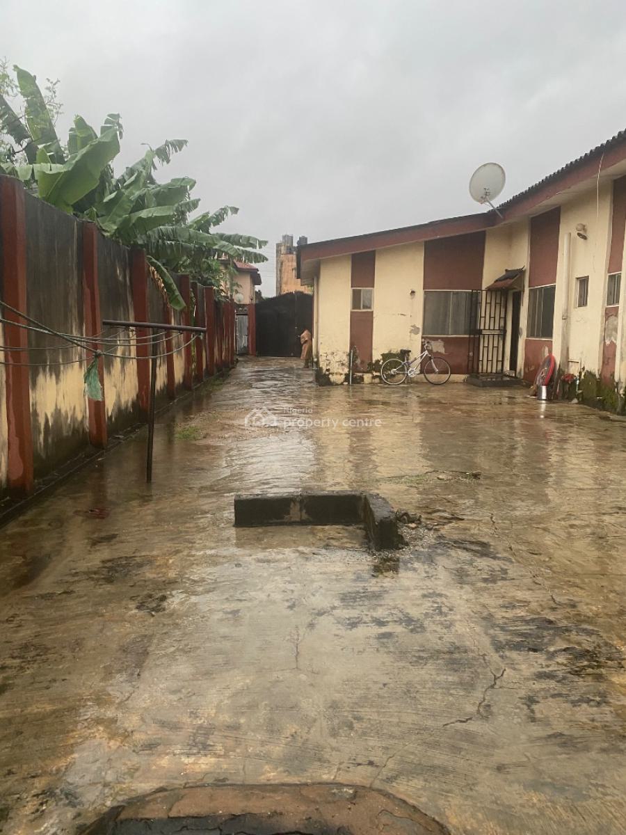 a Bungalow, Muftau Adeyemi, Okunola, Egbeda, Alimosho, Lagos, Detached Bungalow for Sale