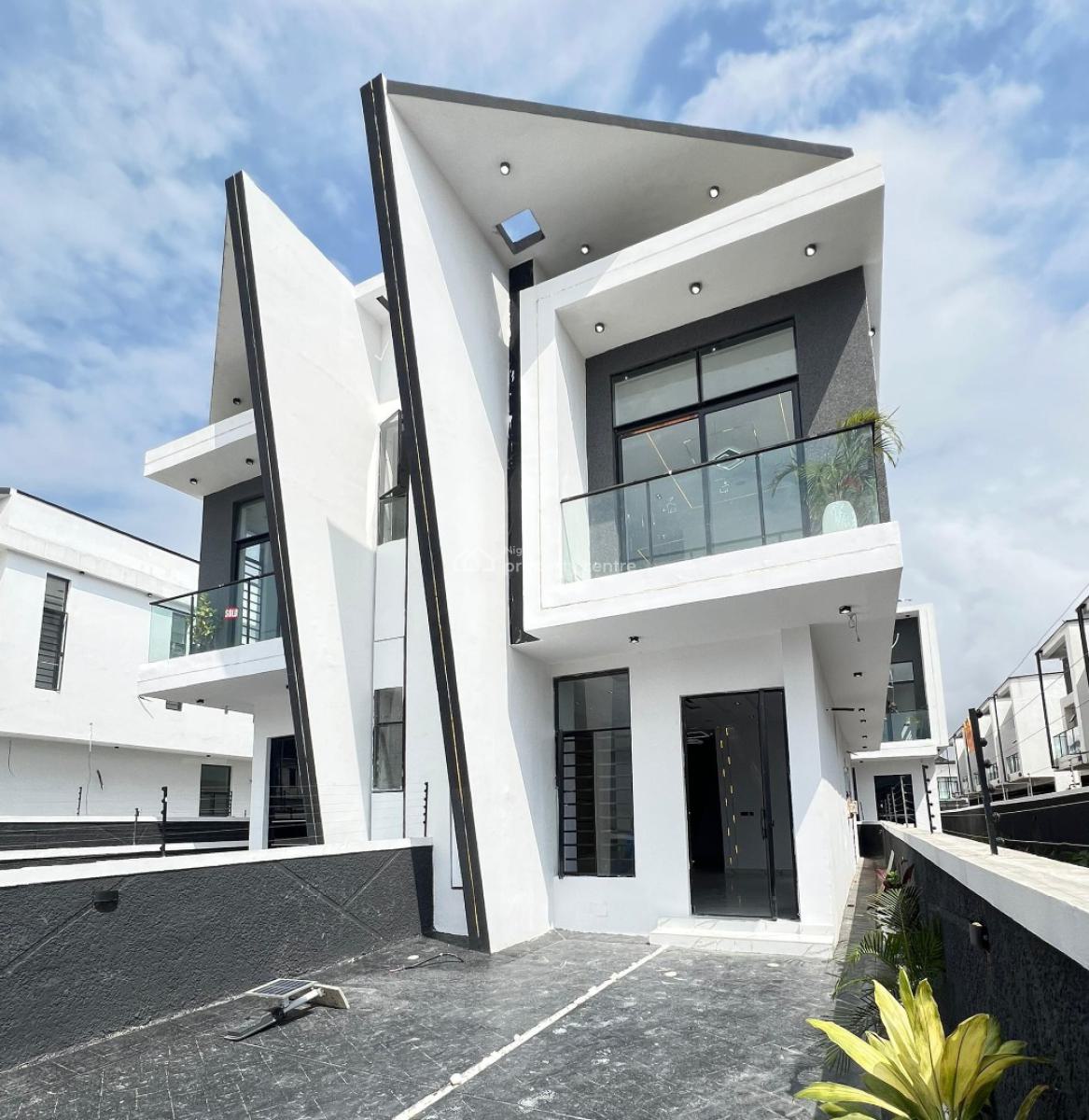 Contemporary 4 Bedroom Semi Detached Duplex with Bq, Ikota, Lekki, Lagos, Semi-detached Duplex for Sale