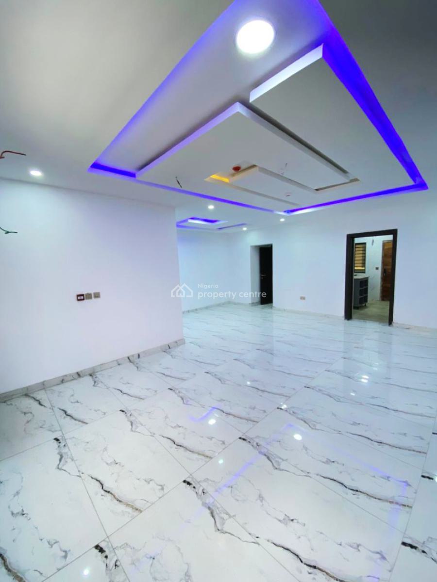 a Tastefully Designed 2 Bedroom Apartment with Elevator, Ready to Move in 2 Bedroom Apartment with Swimming Pool, Bq, Lekki Phase 1, Lekki, Lagos, Block of Flats for Sale