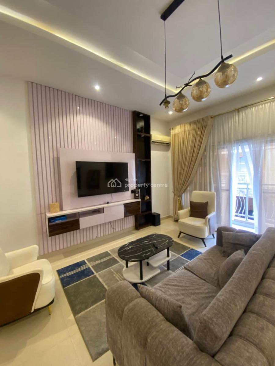 Well Maintained Spacious Serviced 1bedroom Apartment, in a Proper Secured Estate, Osapa, Lekki, Lagos, Mini Flat (room and Parlour) for Rent