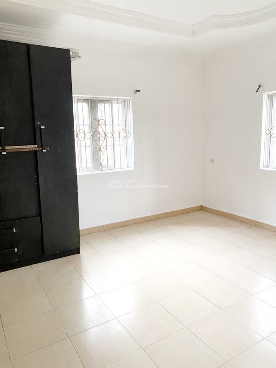 Luxury 3 Bedroom Flat, Olowora, Omole Phase 2, Ikeja, Lagos, Flat / Apartment for Rent