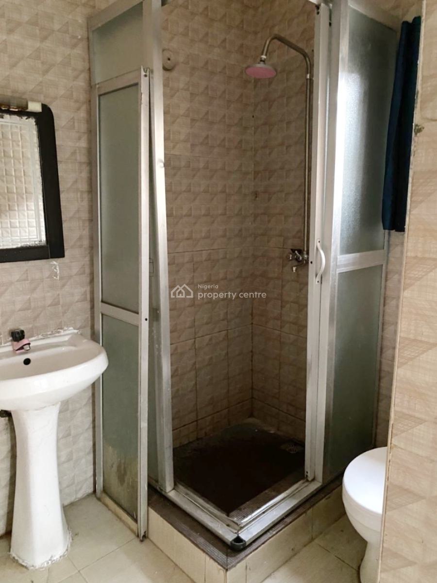 Luxury 3 Bedroom Flat, Olowora, Omole Phase 2, Ikeja, Lagos, Flat / Apartment for Rent