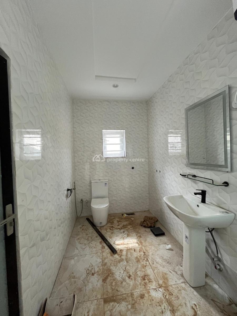 Luxury 4 Bedroom Fully Detached Duplex in a Estate, Water Heater, Clean Water, Architecturally Built, Omole Phase 2, Ikeja, Lagos, Detached Duplex for Sale