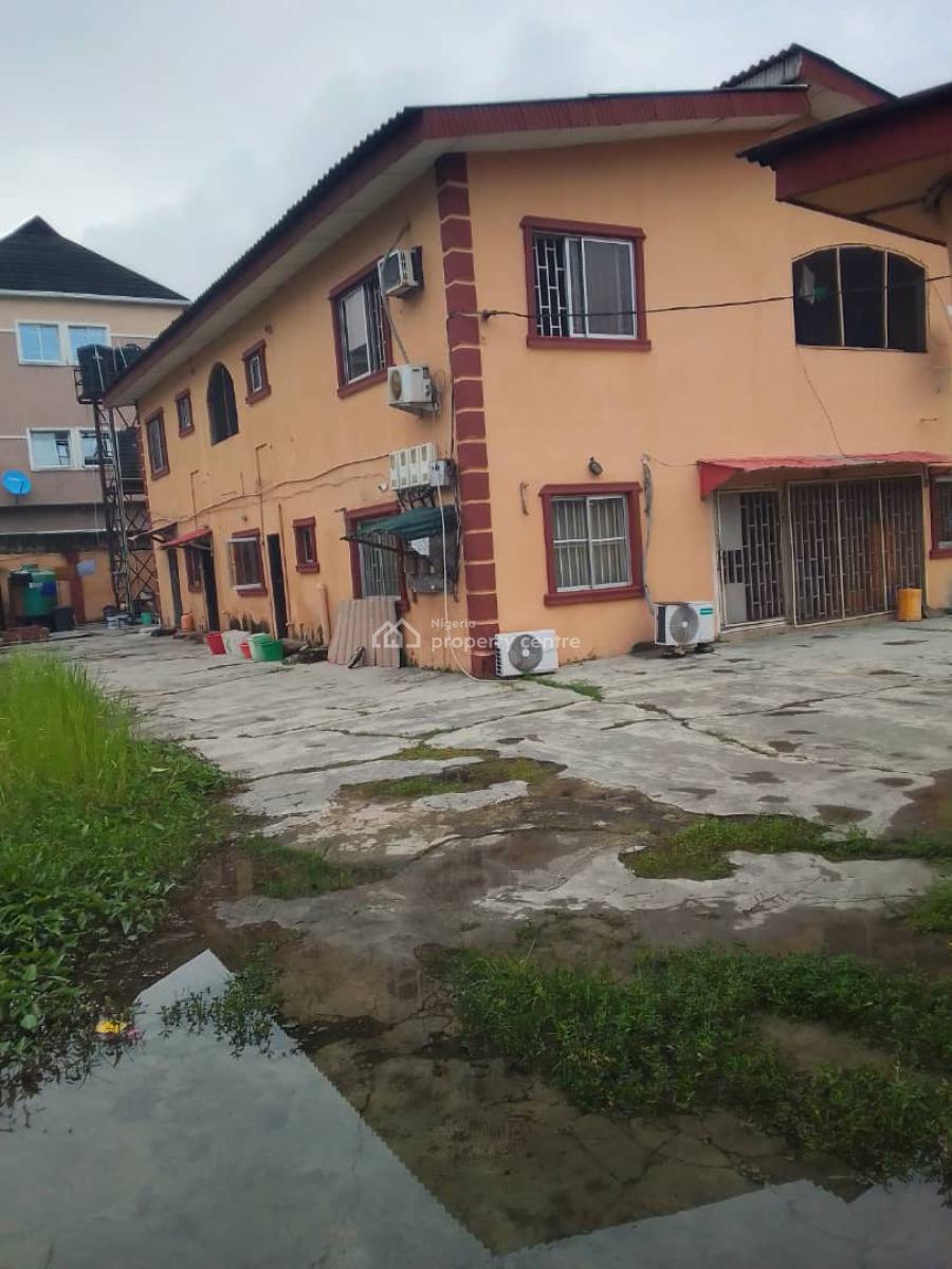 Land 800 Sqm with Building on It Osapa London Lekki, Land 800 Sqm with Building 3bed,2bed,room Parlor It Osapa London Lekki, Lekki, Lagos, Land for Sale