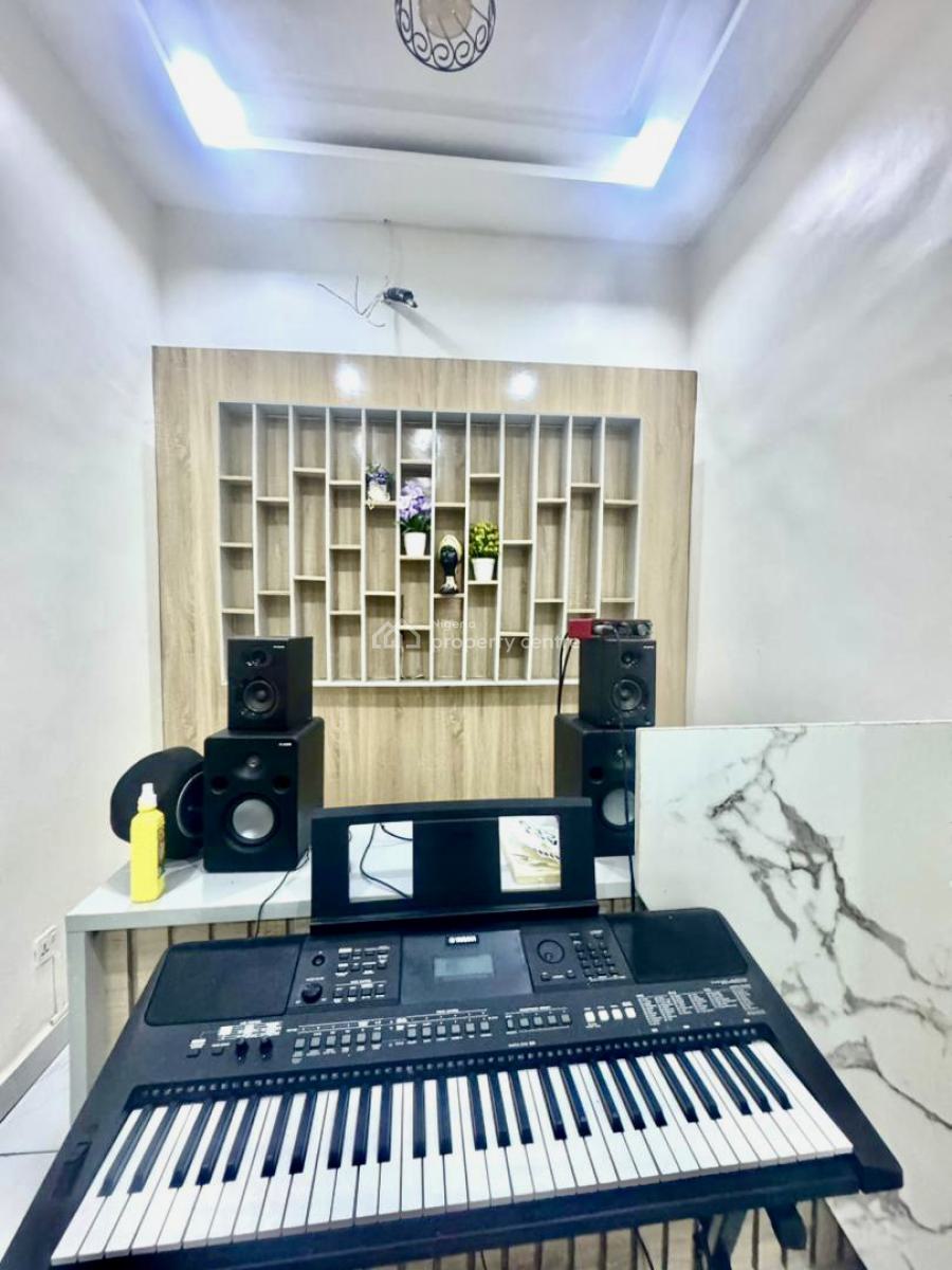 Exquisite and Spacious Terrace Duplex, Orchid . Serene and Secured Estste, Lekki, Lagos, Terraced Duplex for Rent