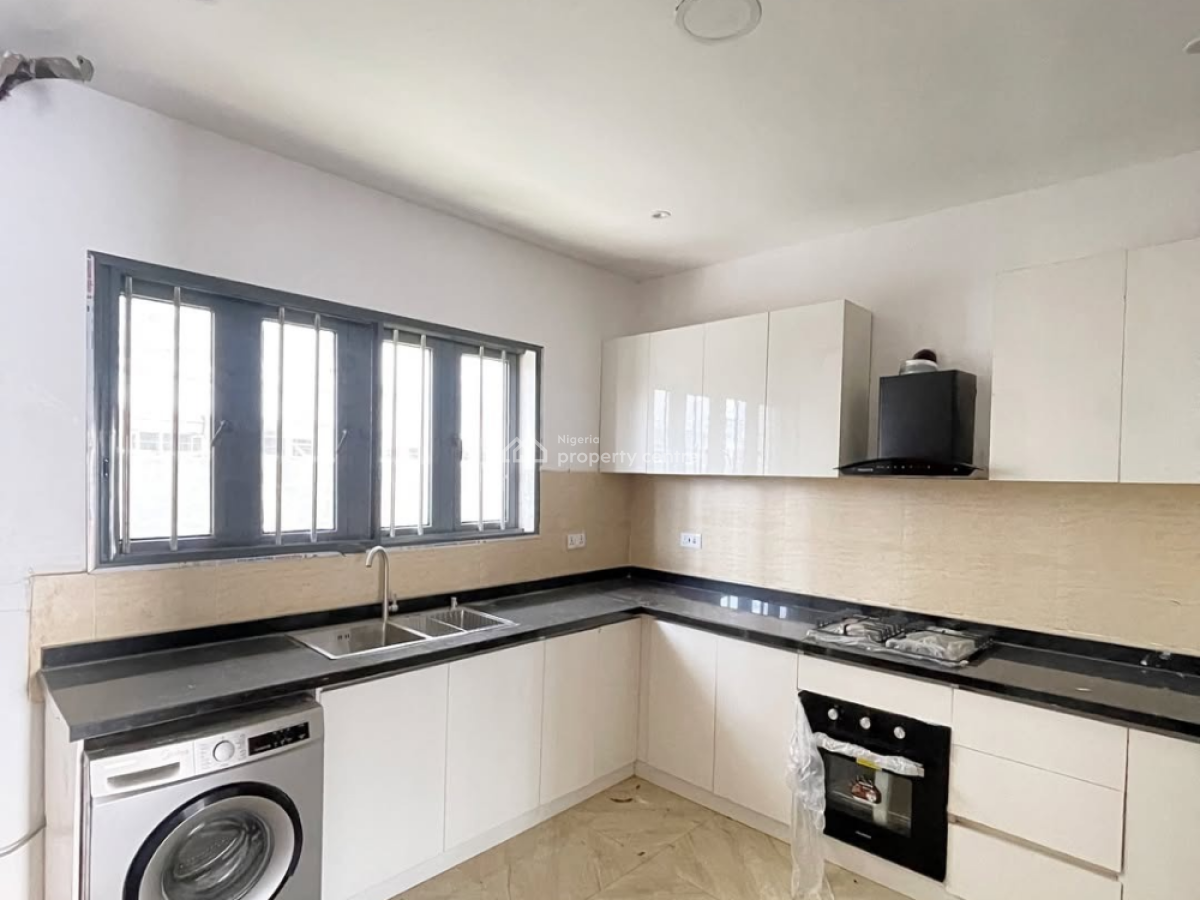 Luxury  4 Bedroom Terrace Duplex (brand New), Lekki Phase 1, Lekki, Lagos, Terraced Duplex for Rent