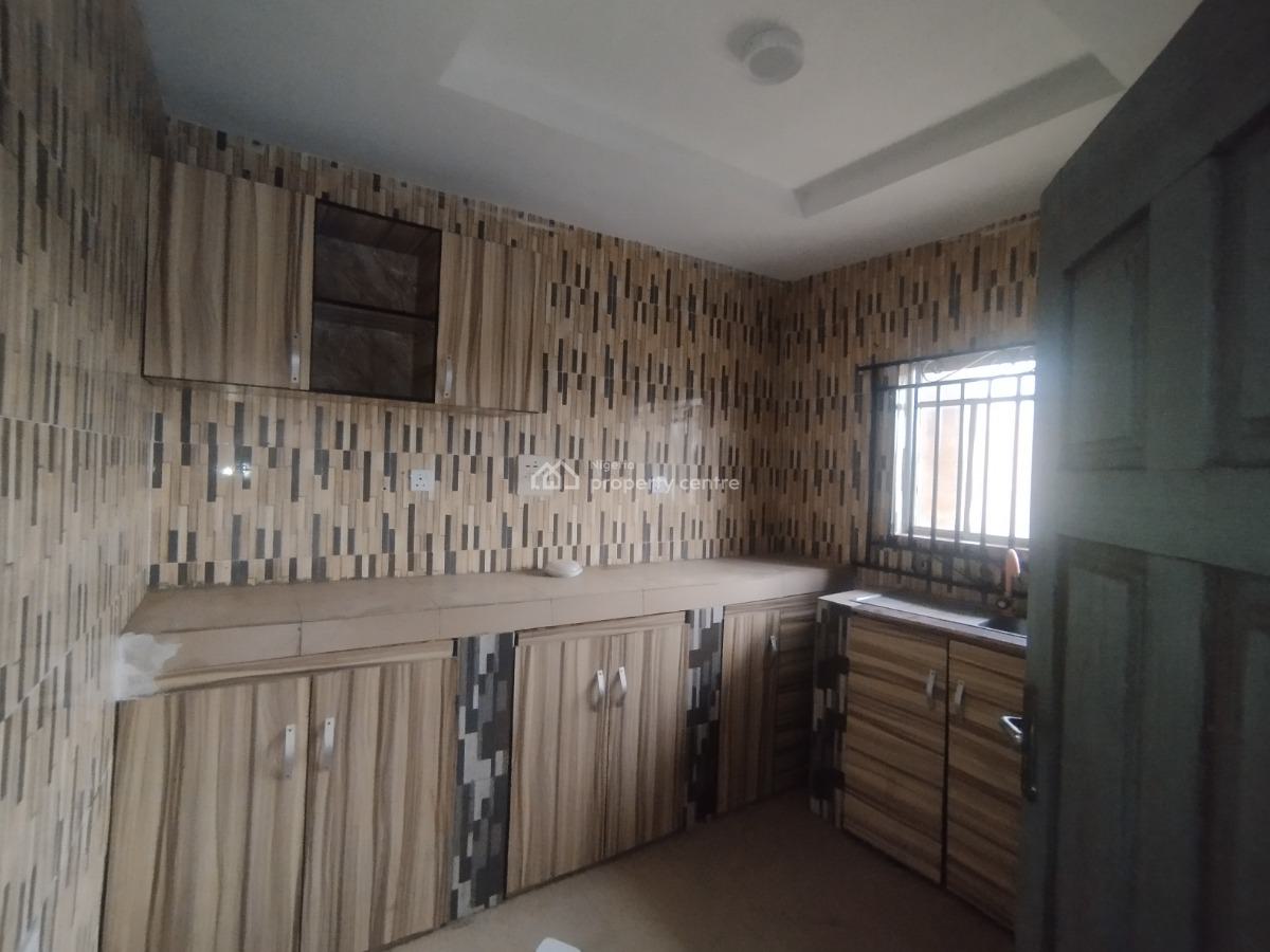 Lovely 2bedroom Flat, Ikorodu, Lagos, Flat / Apartment for Rent