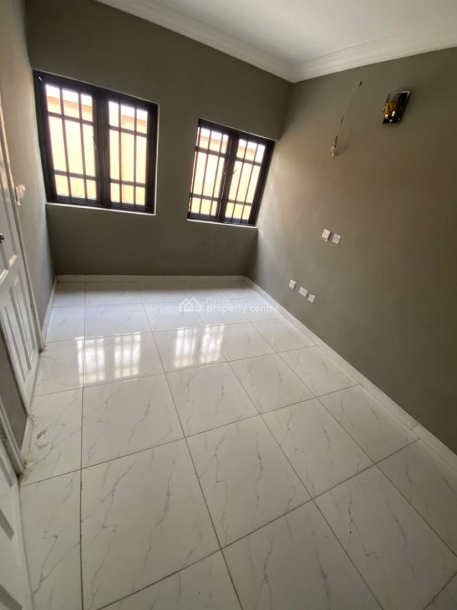 8 Bedroom Detached Duplex with 2 Rooms Bq, Lekki Phase 1, Lekki, Lagos, Detached Duplex for Rent