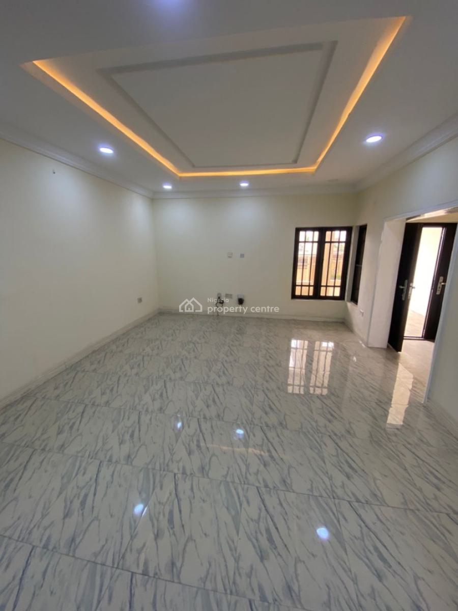 8 Bedroom Detached Duplex with 2 Rooms Bq, Lekki Phase 1, Lekki, Lagos, Detached Duplex for Rent