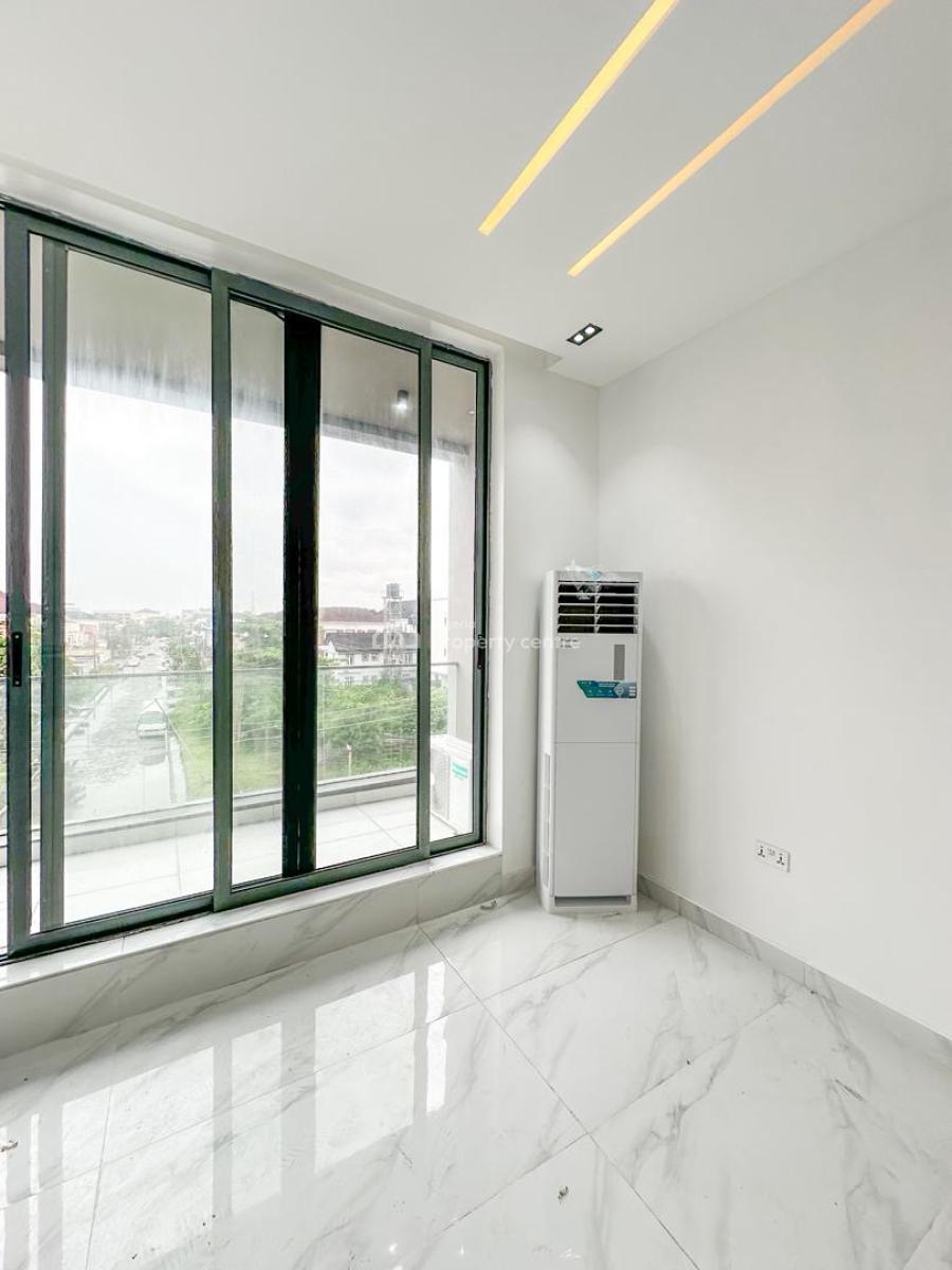 Spacious 2 Bedroom Apartment with Swimming Pool and Gym, Oniru, Oniru, Victoria Island (vi), Lagos, Flat / Apartment for Sale