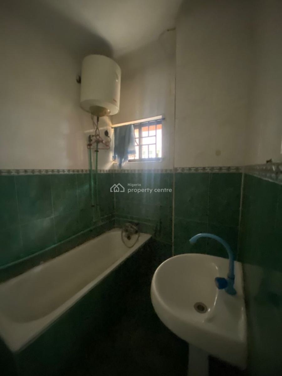 3 Bedroom Apartment, New Road, Lekki, Lagos, Flat / Apartment for Rent