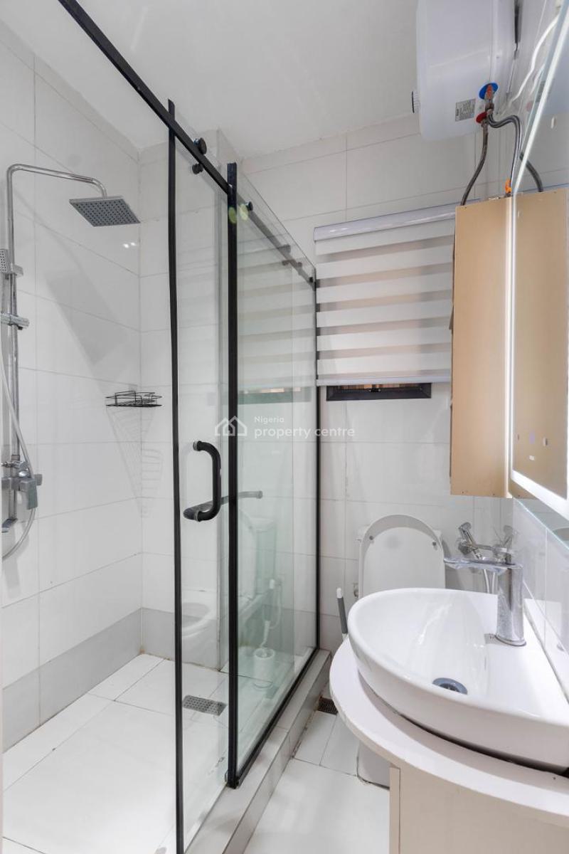 Brand New 2/3 Bed + Pool + Ps5..., Freedom Way Close to Admiralty, Lekki Phase 1, Lekki, Lagos, Flat / Apartment Short Let