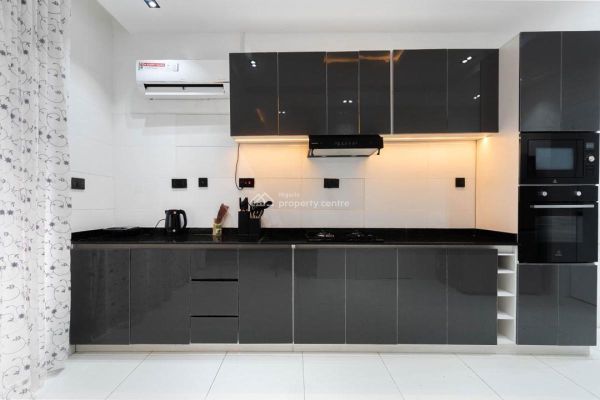 Brand New 2/3 Bed + Pool + Ps5..., Freedom Way Close to Admiralty, Lekki Phase 1, Lekki, Lagos, Flat / Apartment Short Let