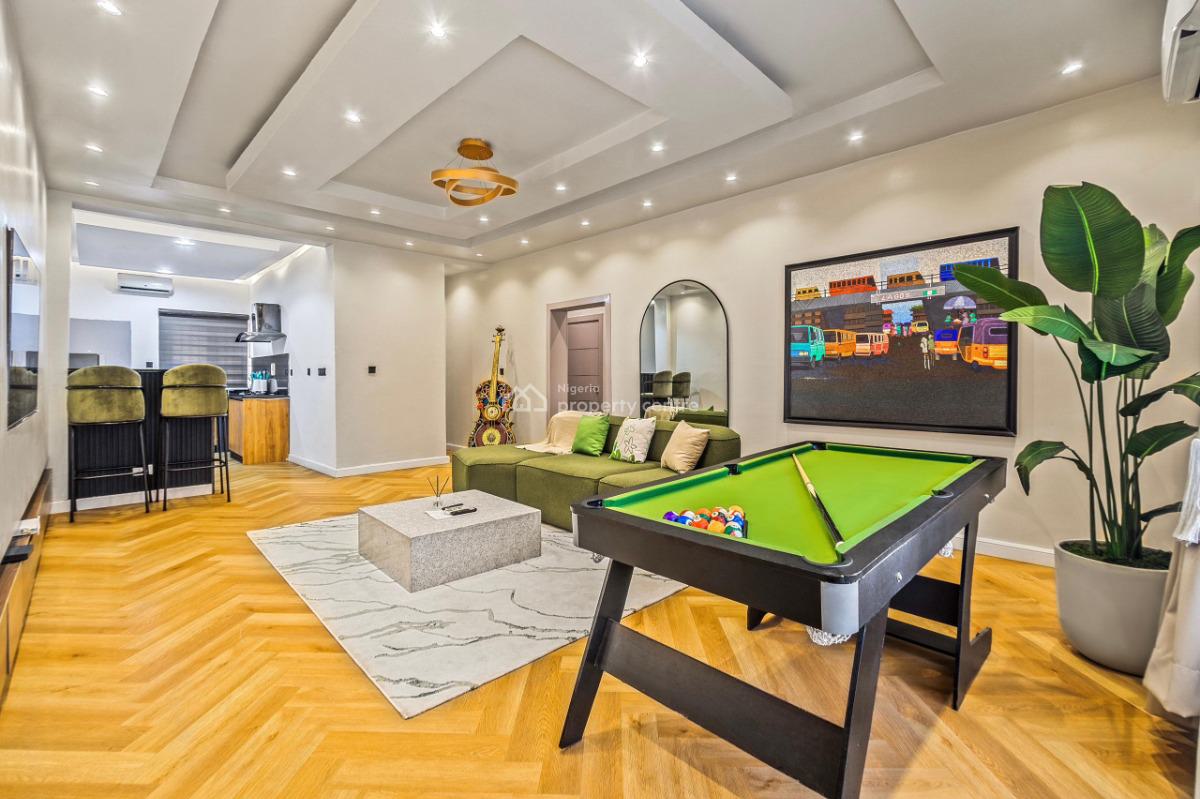 2 Bedrooms Apartment with Private Cinema,snooker and Pool, Lekki Phase 1, Lekki, Lagos, Flat / Apartment Short Let